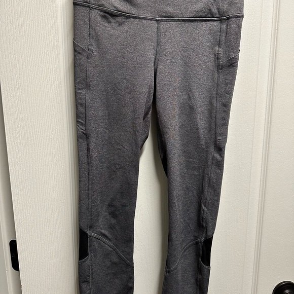 lululemon athletica Pants - Lululemon Gray Athletic Leggings size 4/ NWOT # 53